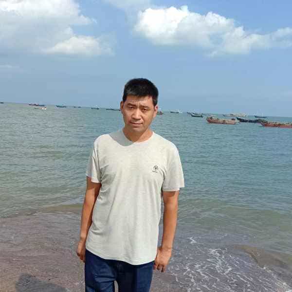 44岁岁辽宁单身帅哥 - 阳江吉缘网